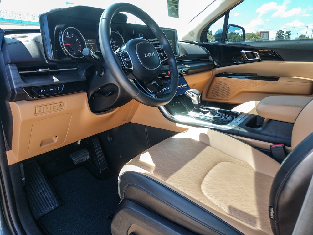 2024 Kia Carnival EX